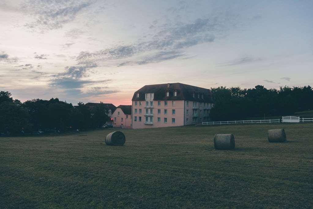 Terres De France - Appart'Hotel La Roche-Posay Esterno foto